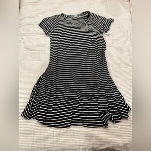old navy women’s black and white striped short sleeve mini dress NWT